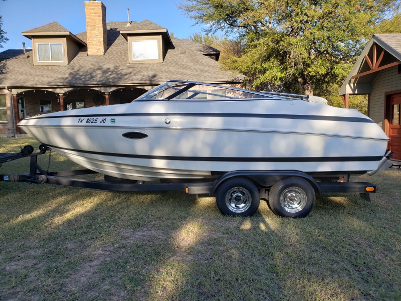 1999 Chris Craft 210 Bowrider Power boat for sale in Azle, TX - image 2 